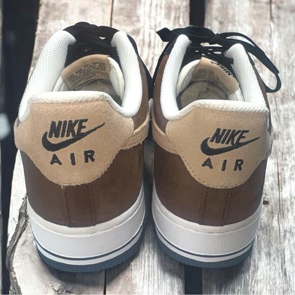 NIKE AIR Footwear l Air Force l Mocha l 10.5 l EUC - Picture 9 of 13